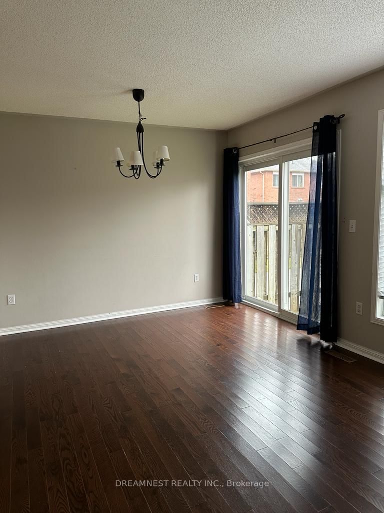 1209 Quest Circ, Mississauga, view 4