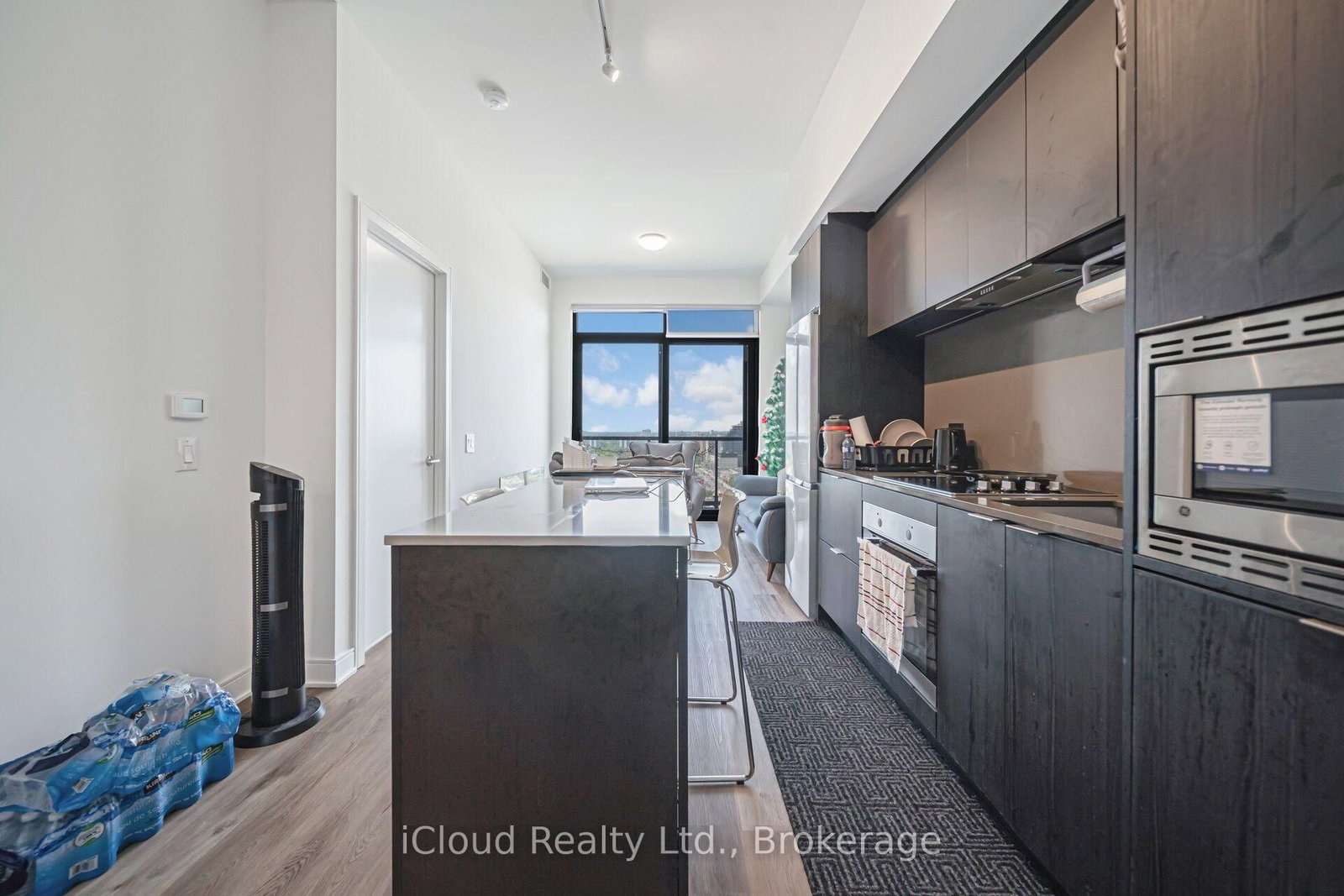 1714-86 Dundas St, Mississauga, view 21
