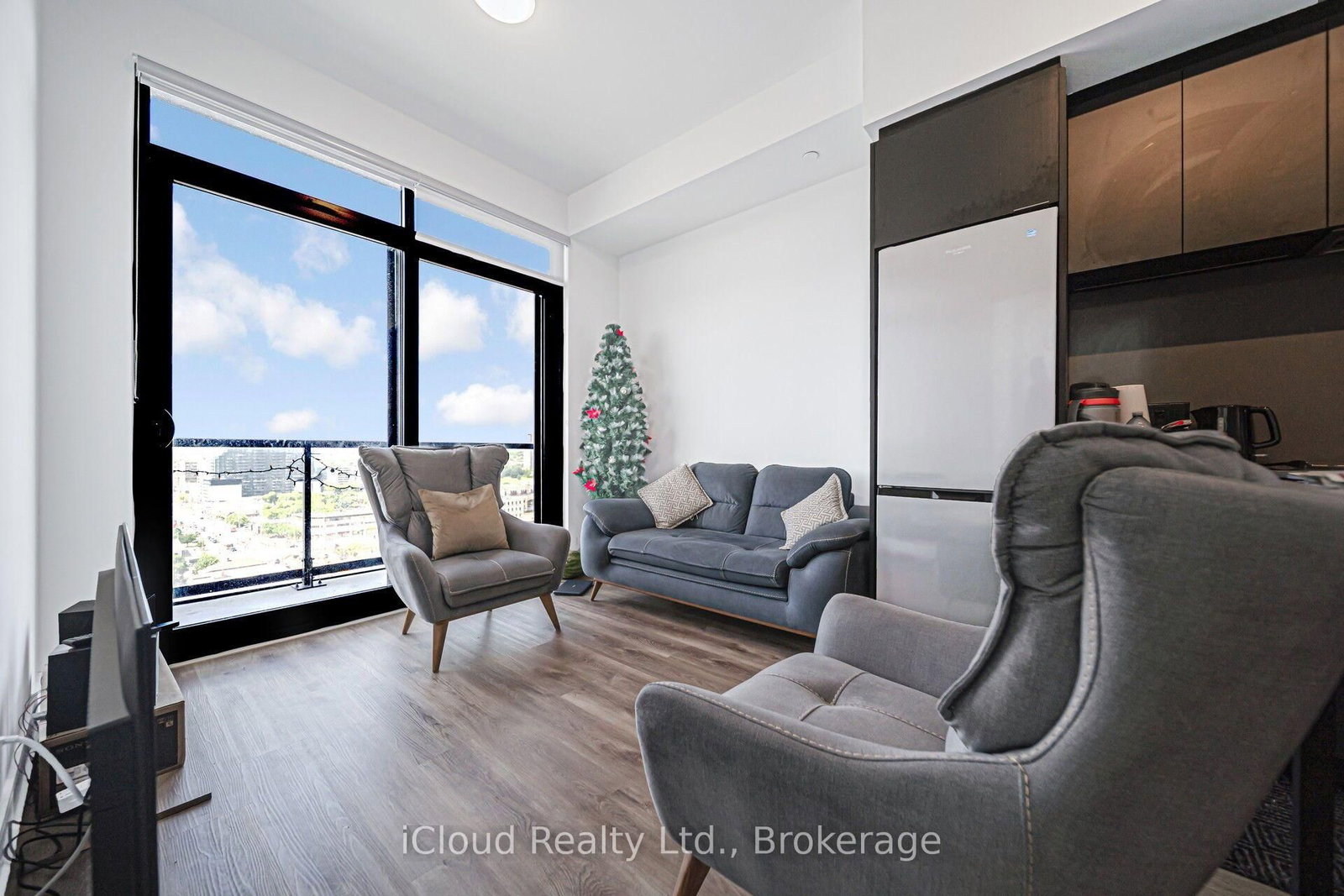 1714-86 Dundas St, Mississauga, view 24