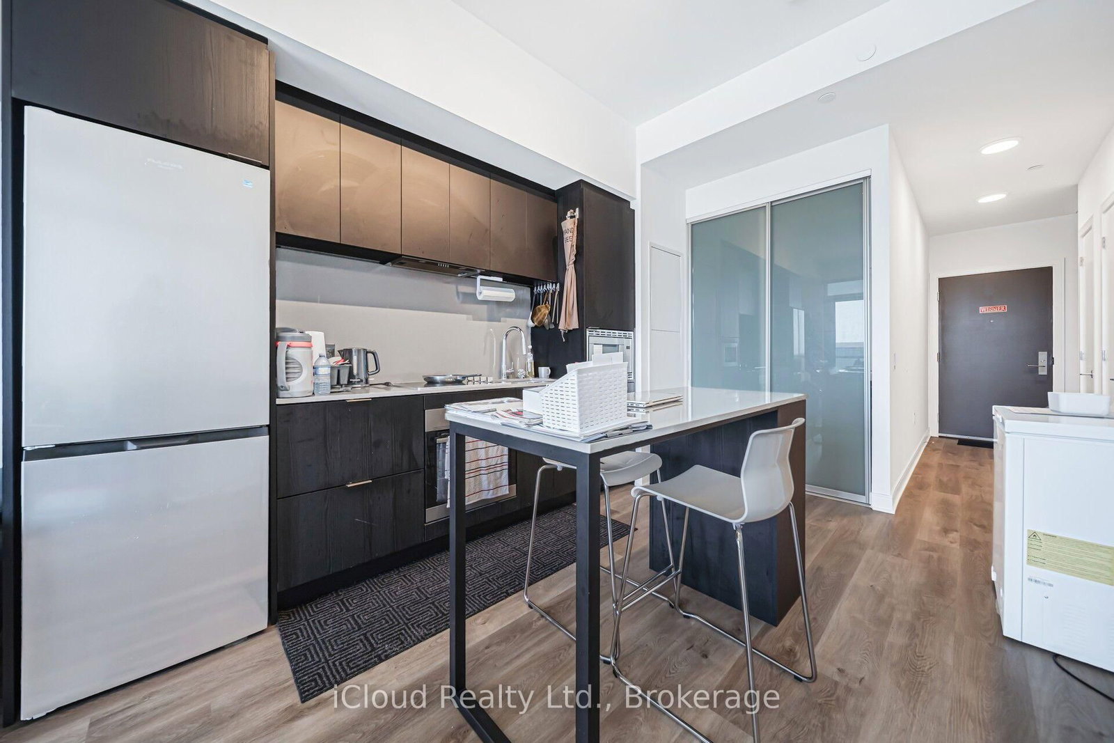 1714-86 Dundas St, Mississauga, view 26