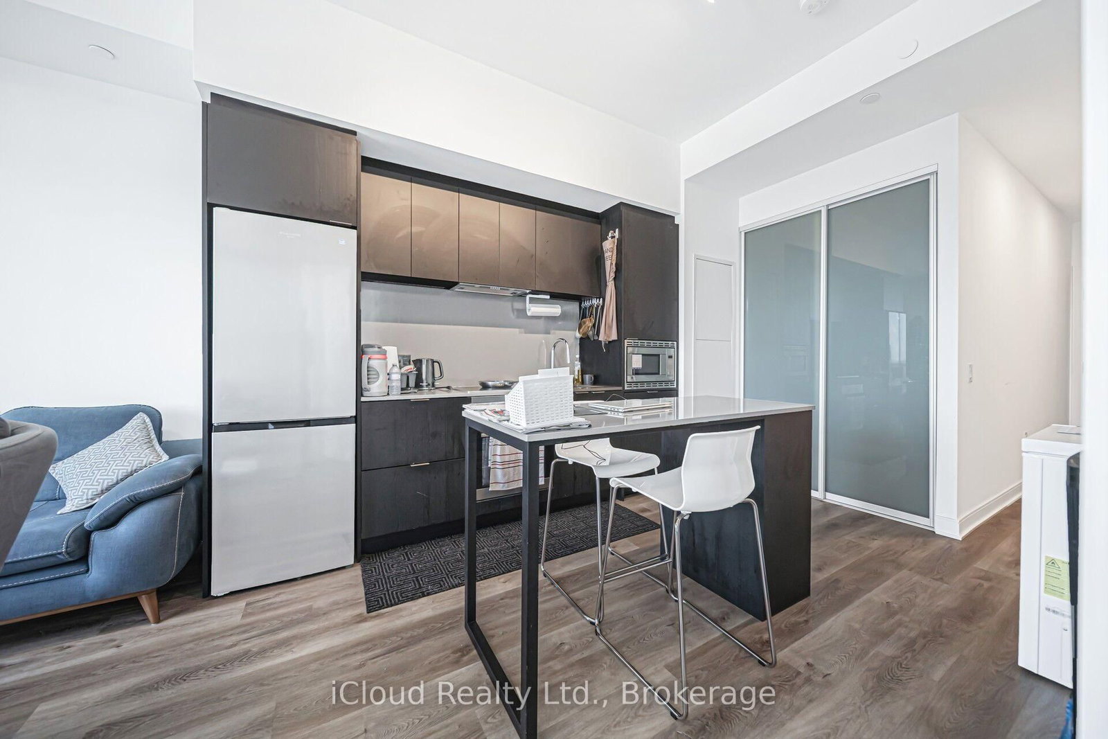 1714-86 Dundas St, Mississauga, view 27