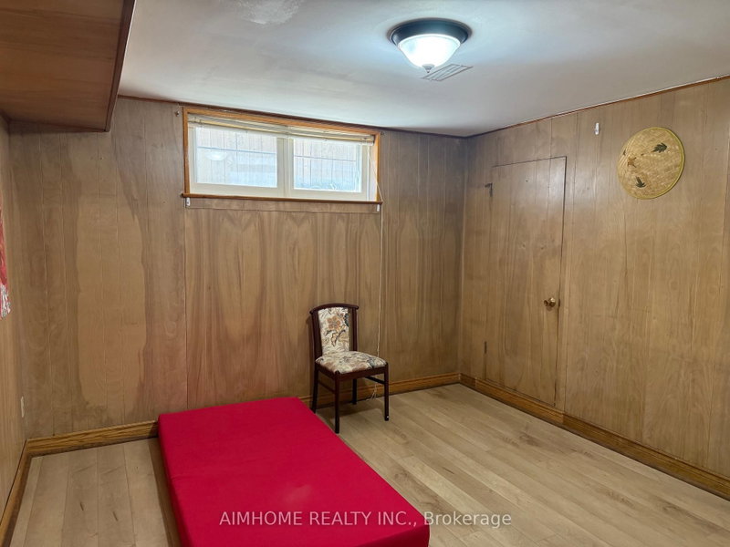 Bsmt #2 - 72 La Rose Avenue