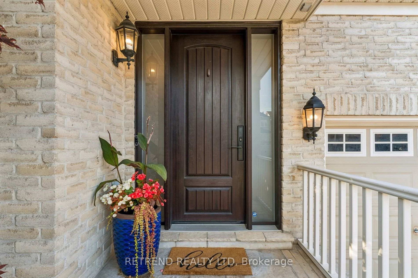 2223 Wuthering Heights Way • Oakville, ON photo 4