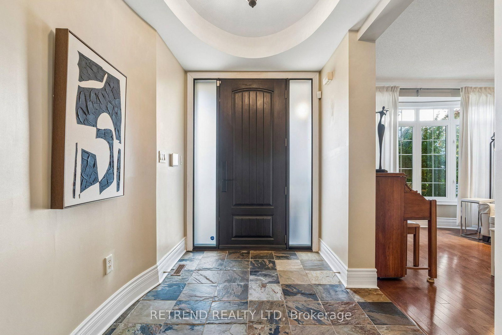 2223 Wuthering Heights Way • Oakville, ON photo 5