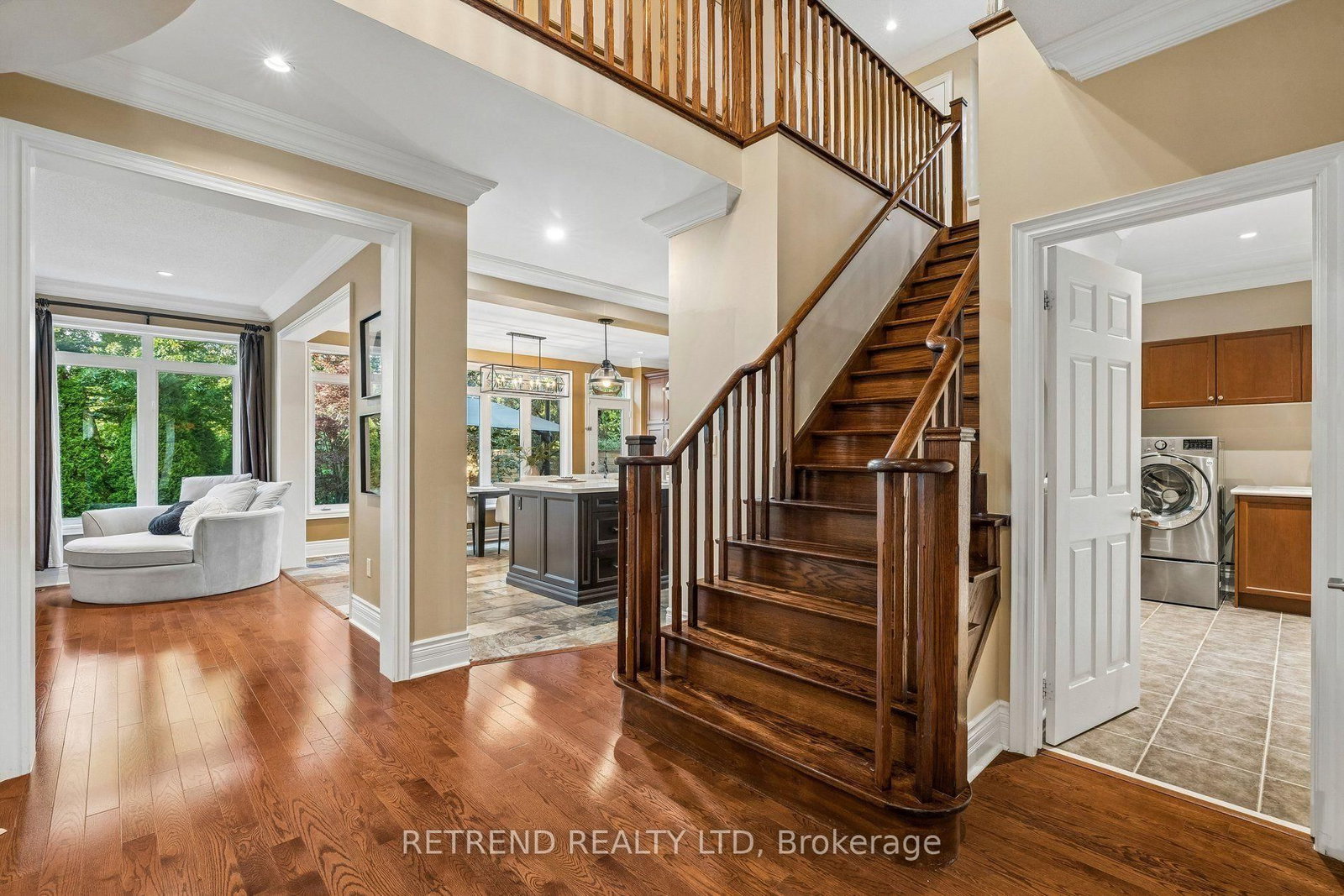 2223 Wuthering Heights Way • Oakville, ON photo 8