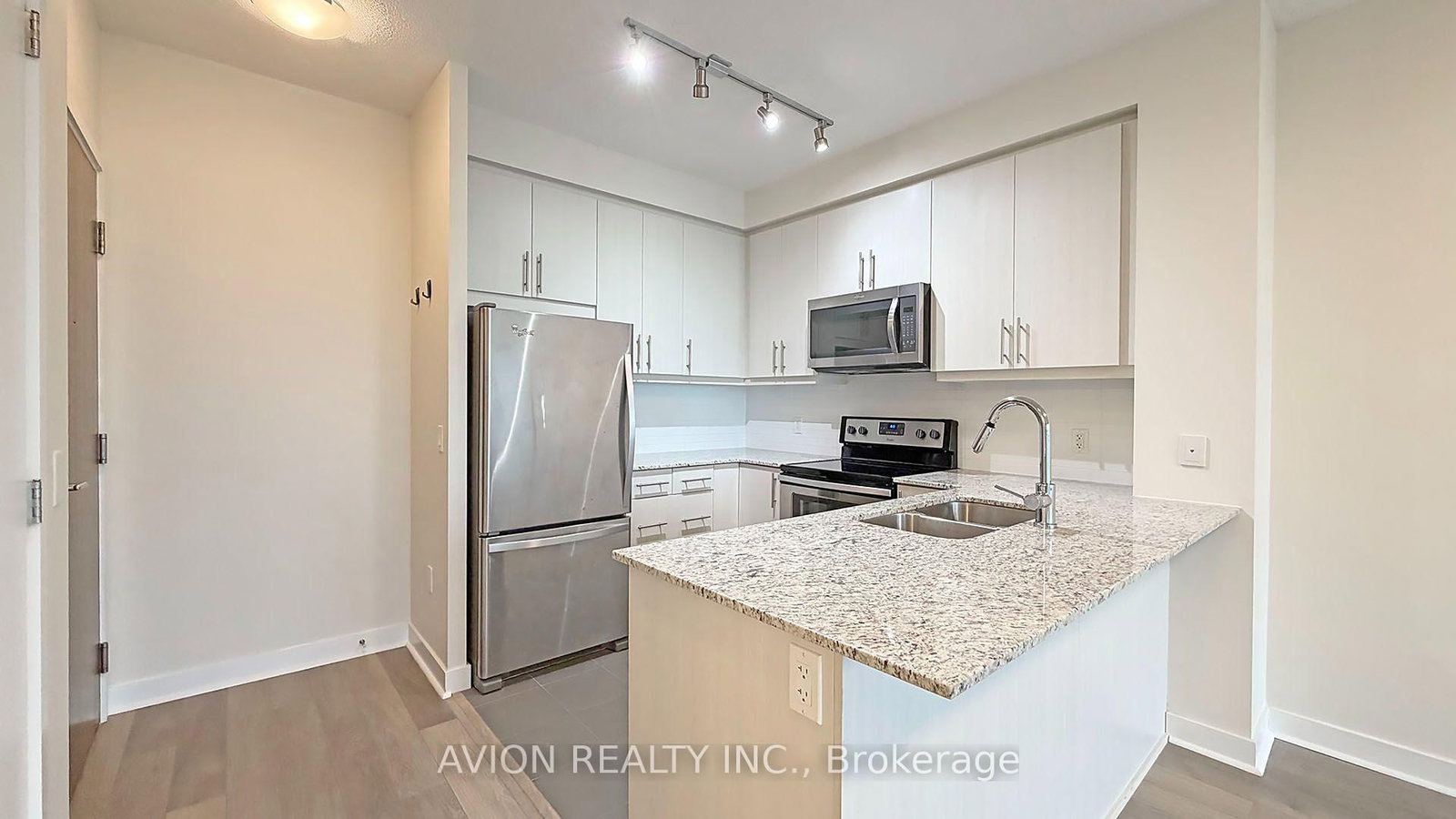 1806-3975 Grand Park Dr, Mississauga, view 4