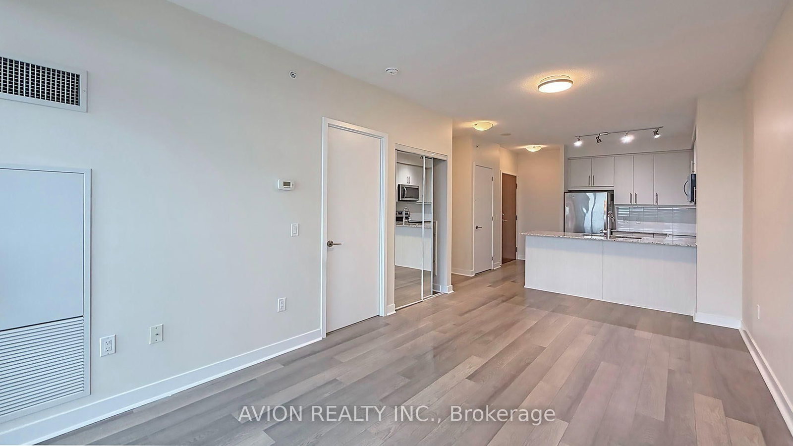 1806-3975 Grand Park Dr, Mississauga, view 6