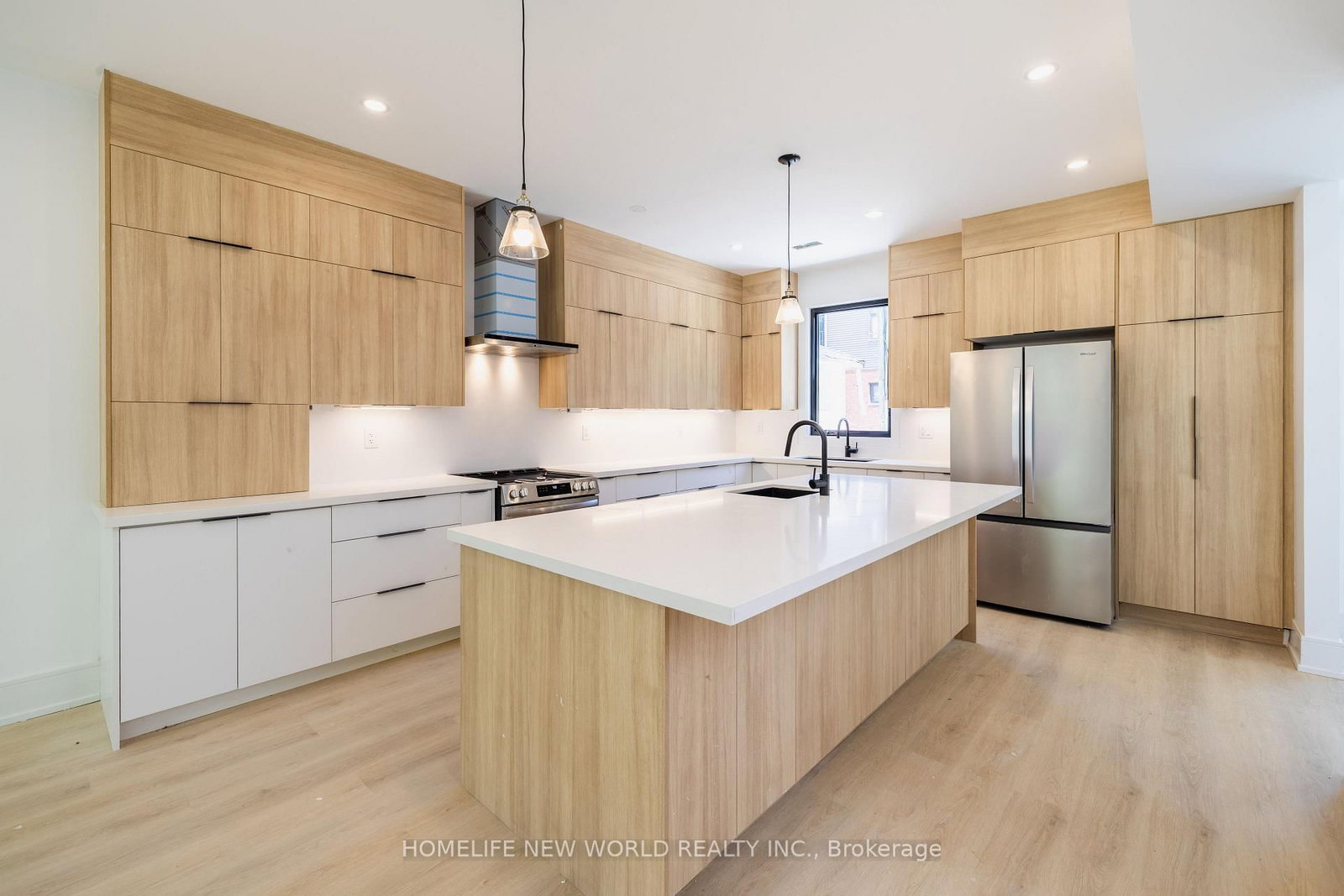 Laneway - 679 Gladstone Avenue, Toronto 2