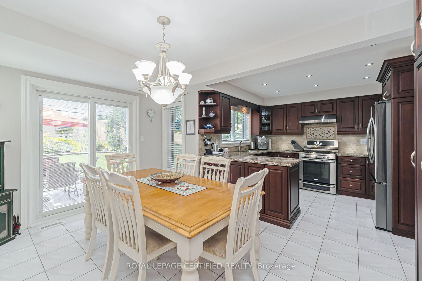 84 Softneedle Avenue • Brampton, ON photo 11