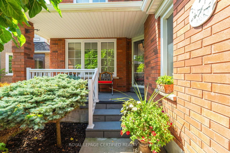 84 Softneedle Avenue