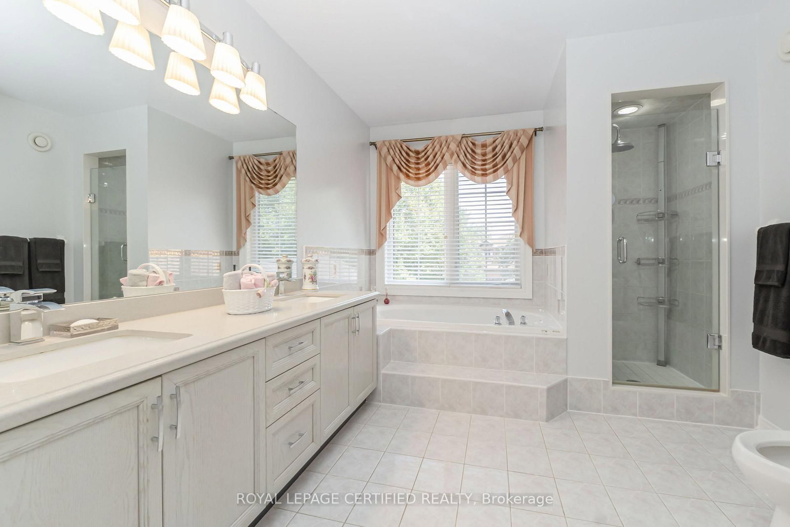 84 Softneedle Avenue • Brampton, ON photo 22