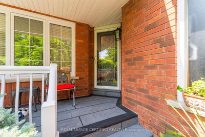 84 Softneedle Avenue • Brampton, ON photo 4