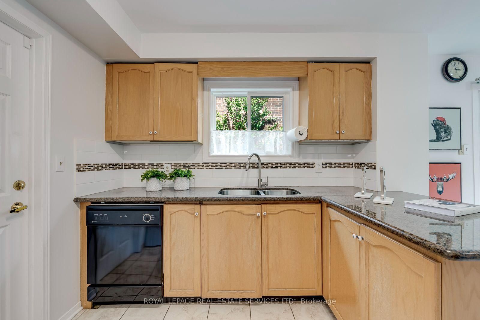2101 Galena Crescent • Oakville, ON photo 19