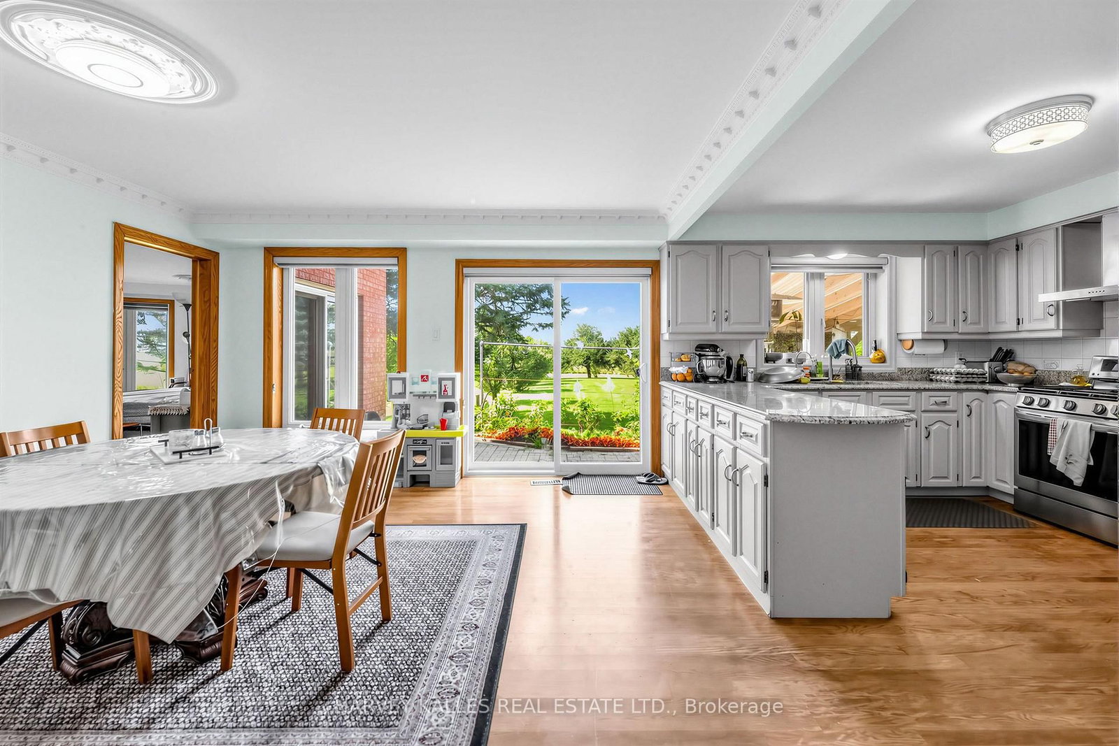 5640 Fifth Line • Milton, ON photo 12