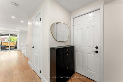 344 Adams Court • Orangeville, ON photo 3