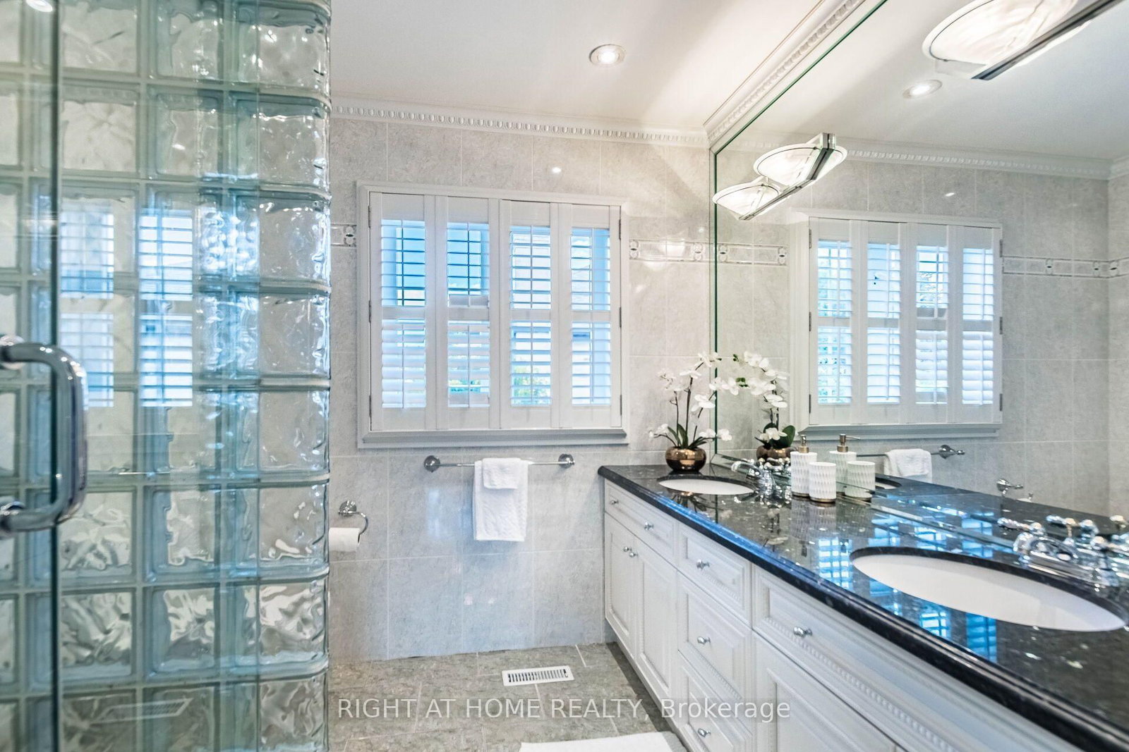 2029 Saint Andrew's Place • Mississauga, ON photo 33