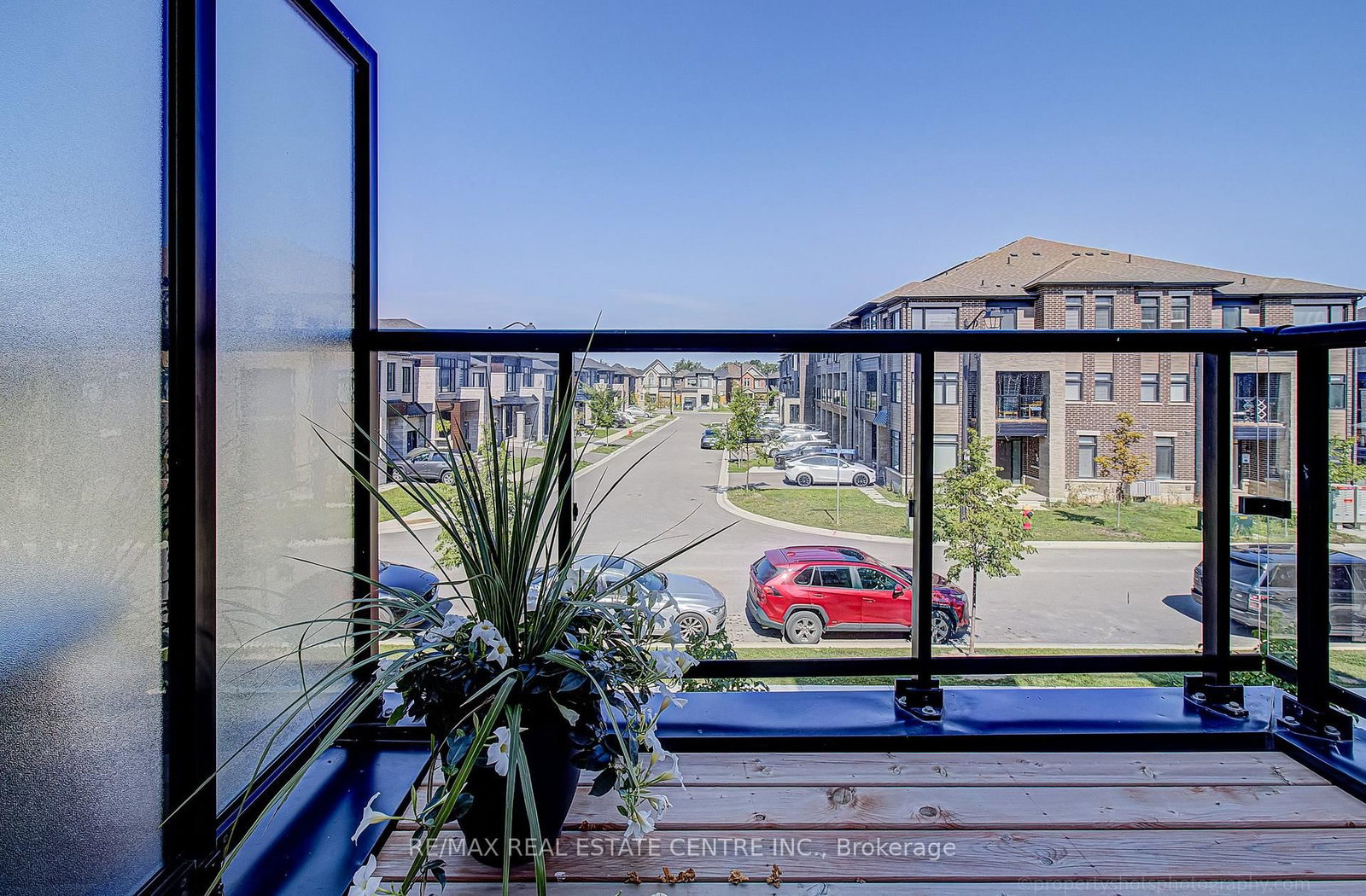 1569 Rose Way • #116 • Milton, ON photo 10