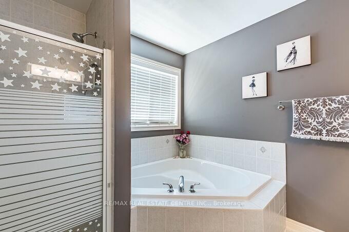 4782 James Austin Drive • Mississauga, ON photo 28