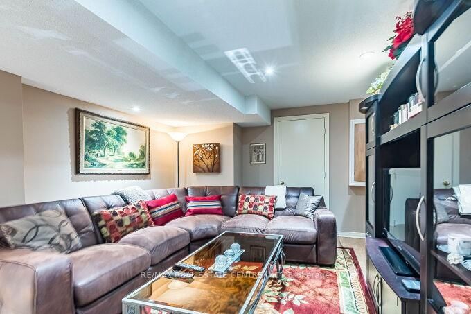 4782 James Austin Drive • Mississauga, ON photo 38