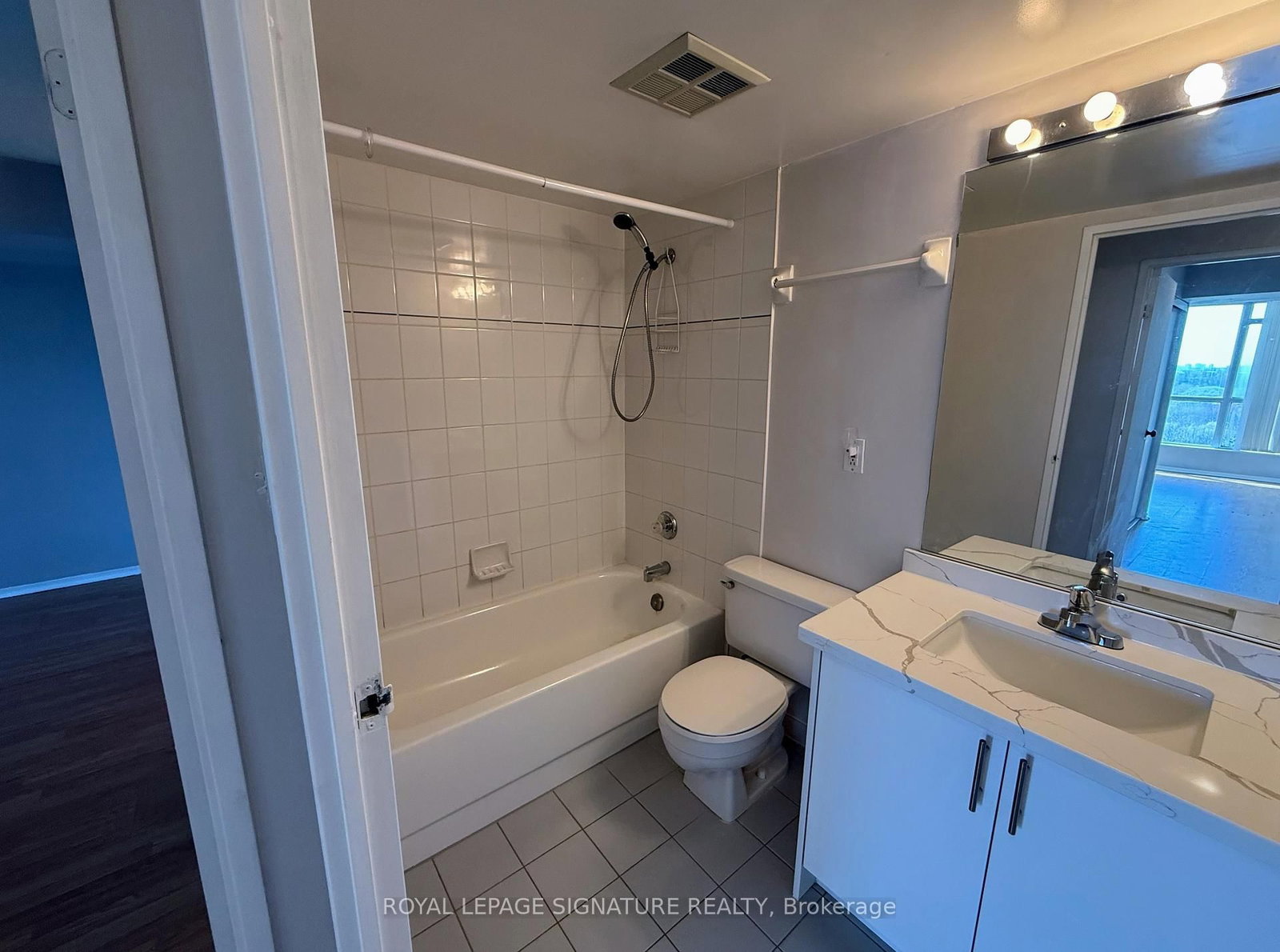 3 Rowntree Road • #407 • Toronto, ON photo 14