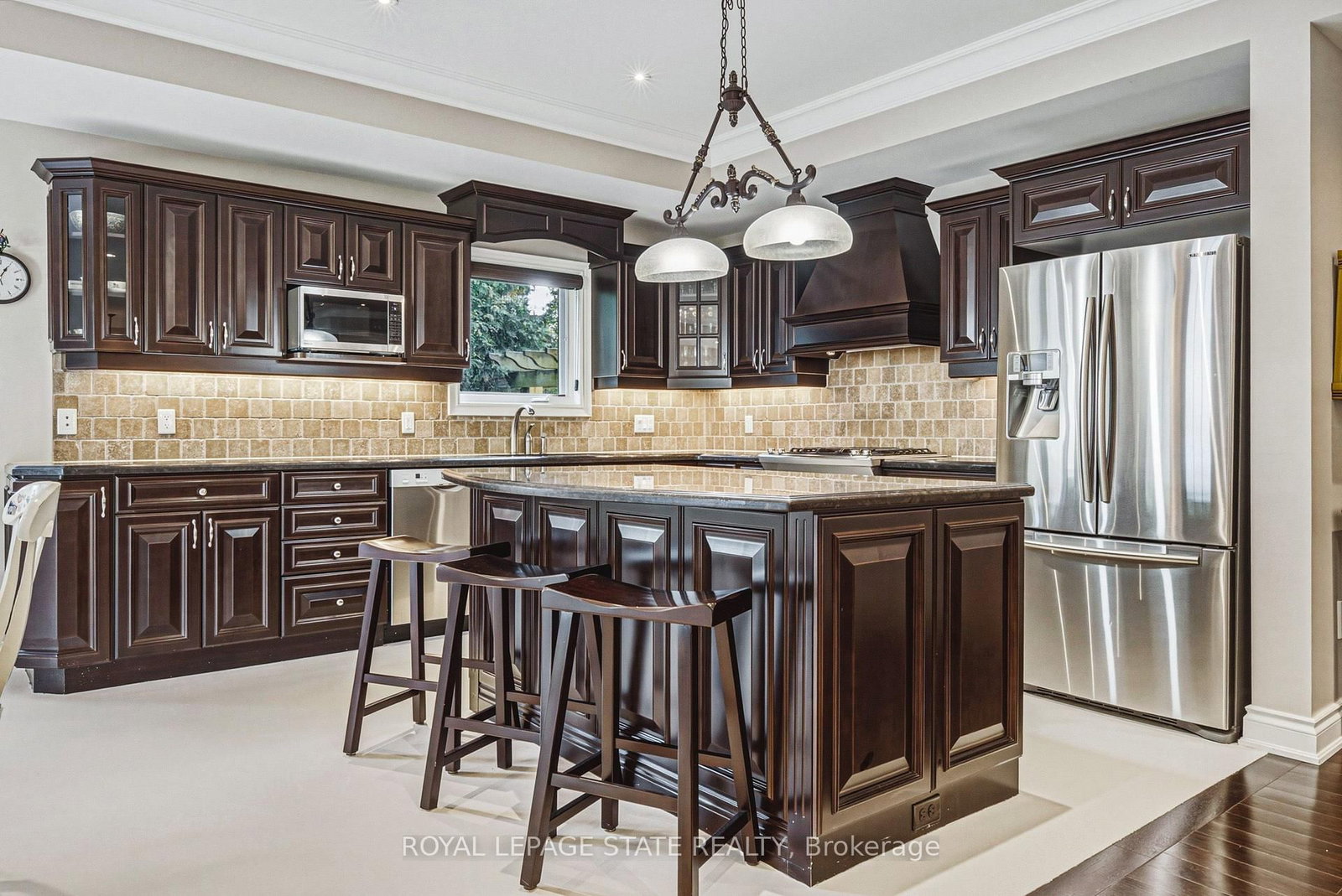 231 Pine Cove Road • Burlington, ON photo 10