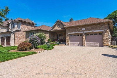 231 Pine Cove Road • Burlington, ON photo 5
