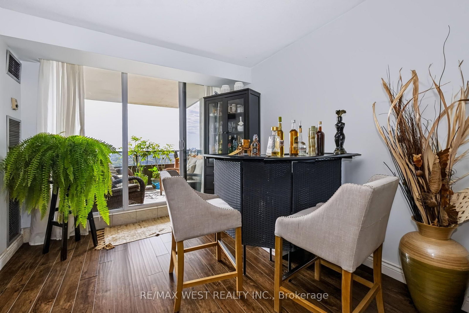 75 Emmett Avenue • #2307 • Toronto, ON photo 15
