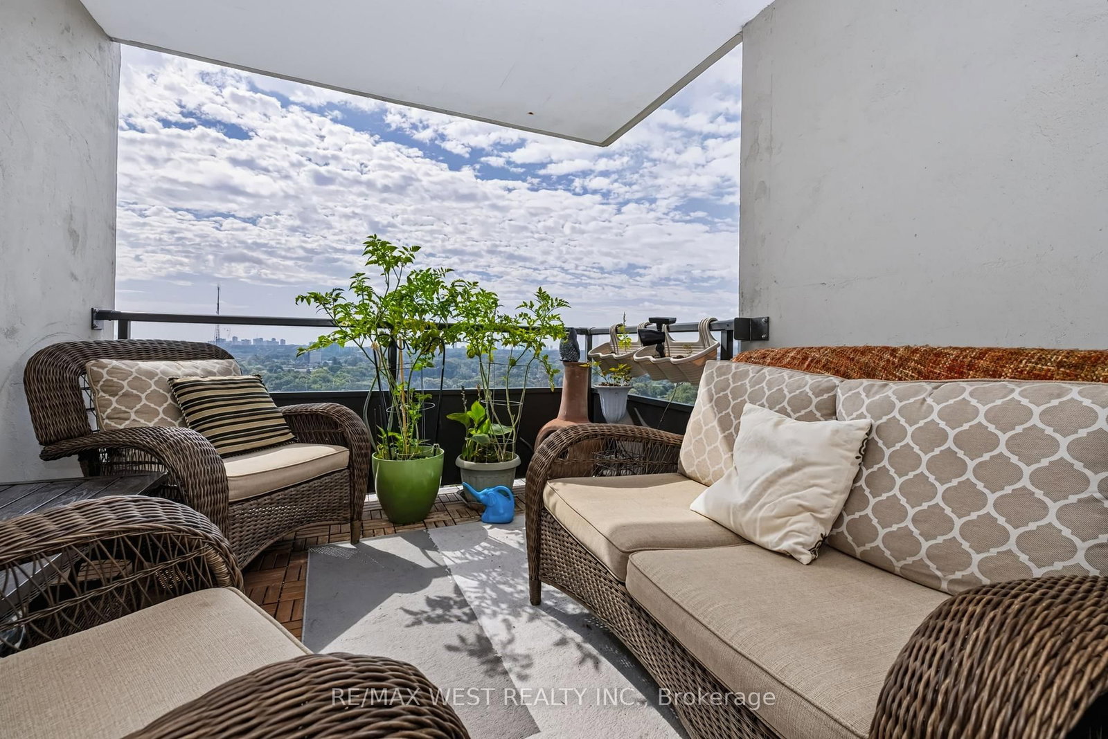 75 Emmett Avenue • #2307 • Toronto, ON photo 24