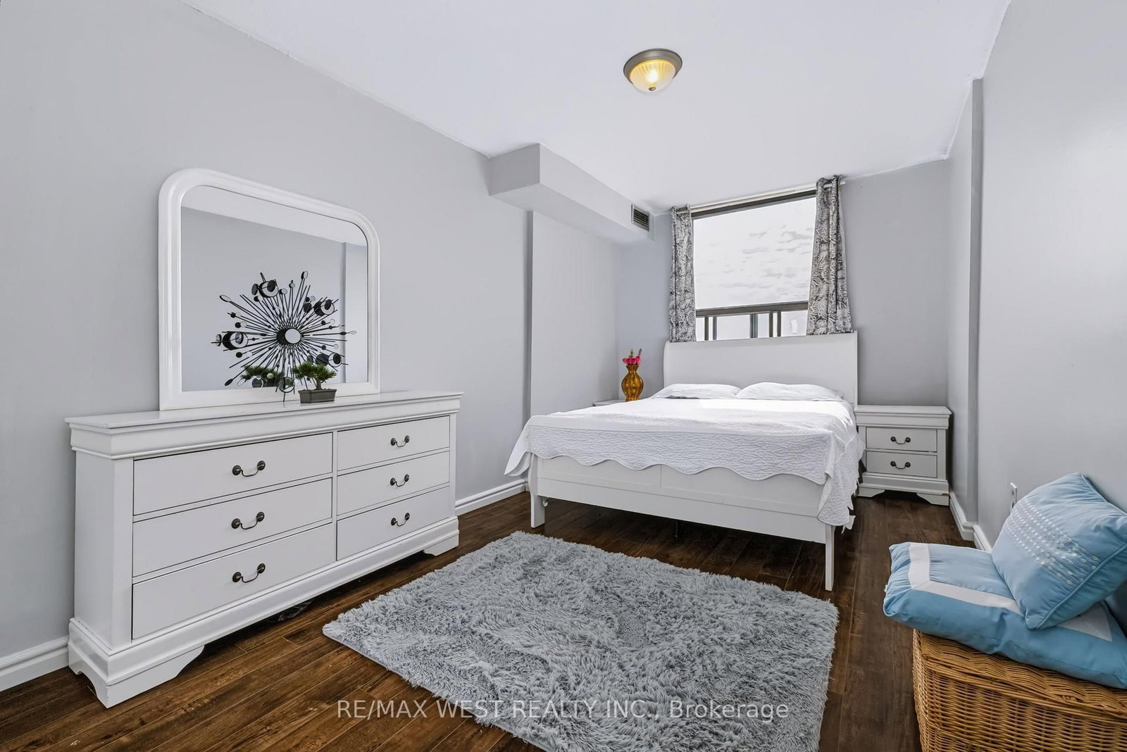 75 Emmett Avenue • #2307 • Toronto, ON photo 32