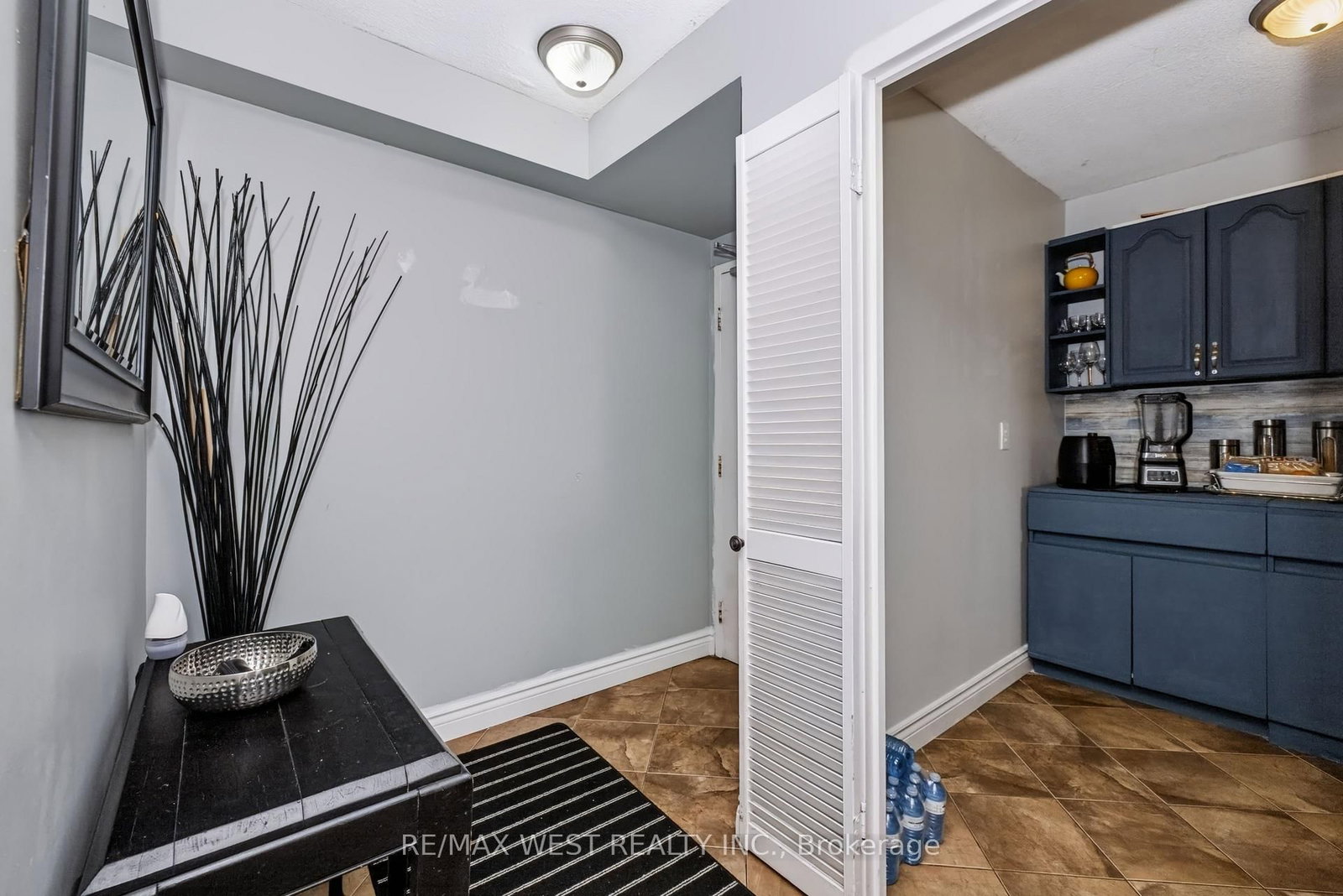 75 Emmett Avenue • #2307 • Toronto, ON photo 9