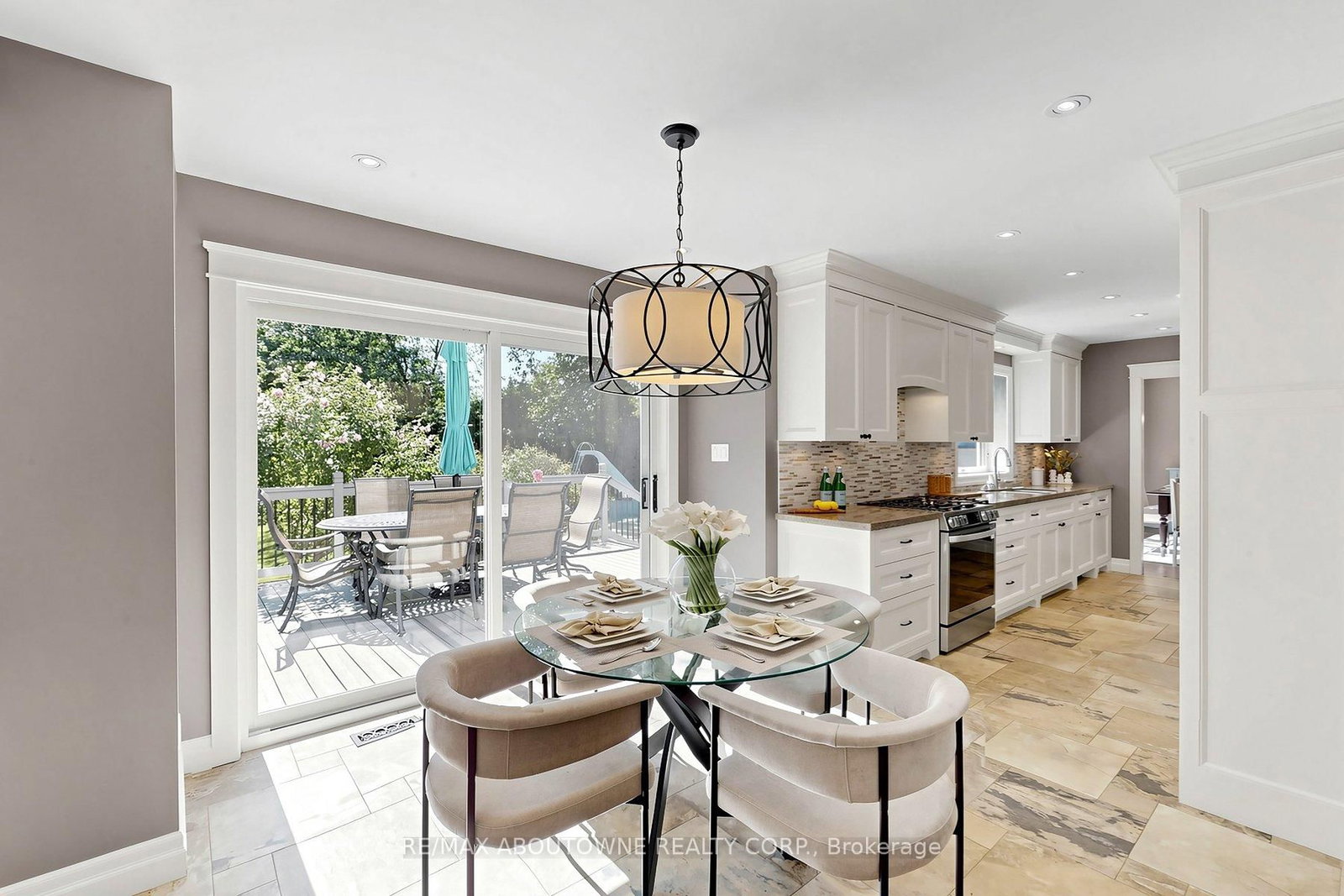 1304 Devon Road • Oakville, ON photo 19
