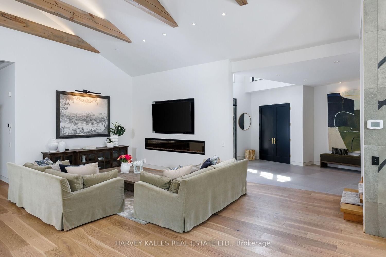66 Thorncrest Road • Toronto, ON photo 10