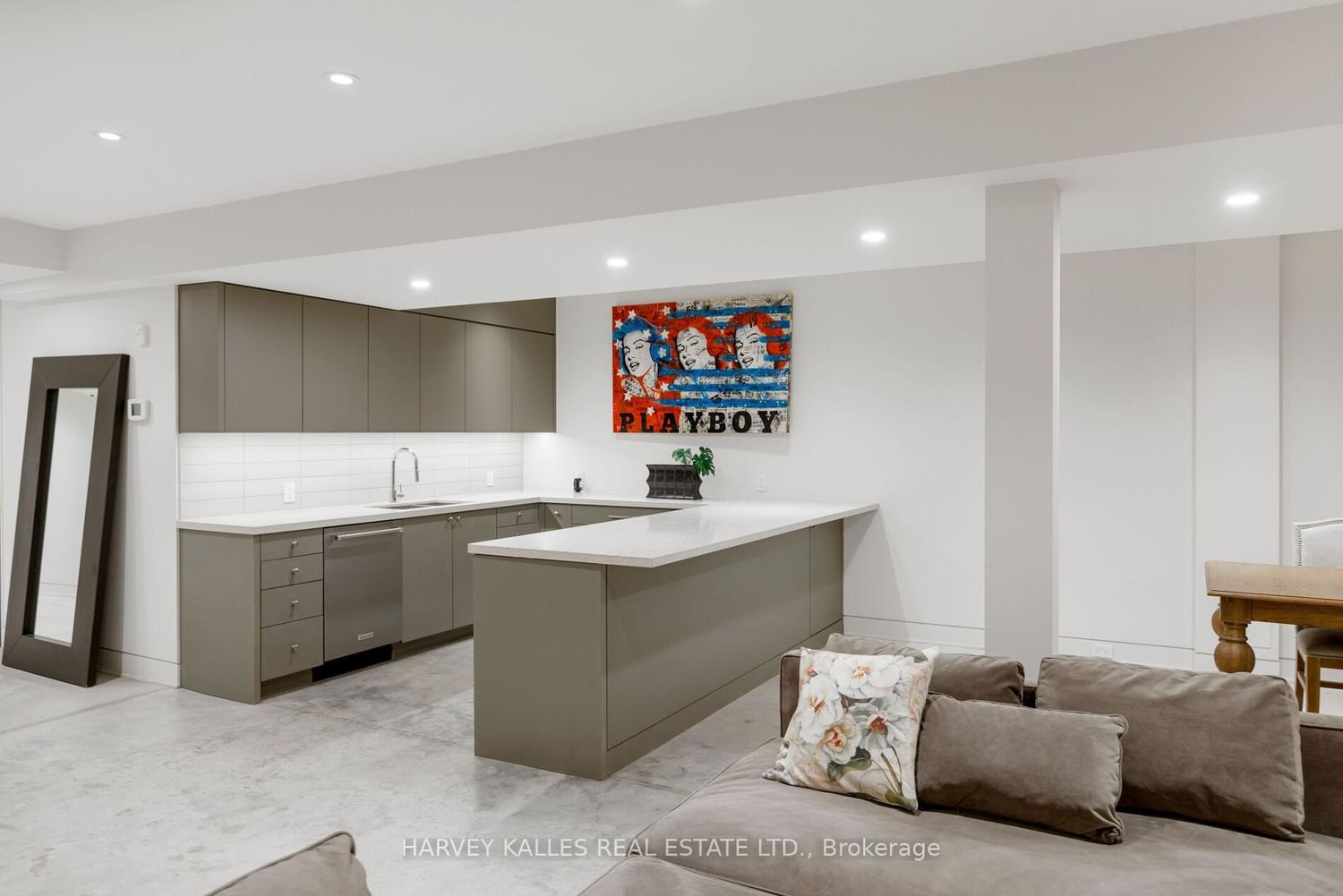 66 Thorncrest Road • Toronto, ON photo 48