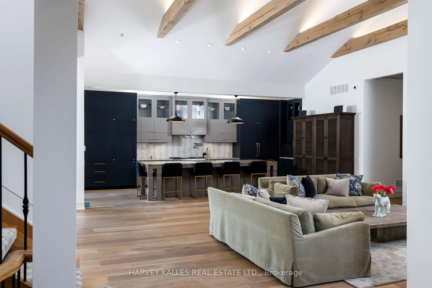 66 Thorncrest Road • Toronto, ON photo 9