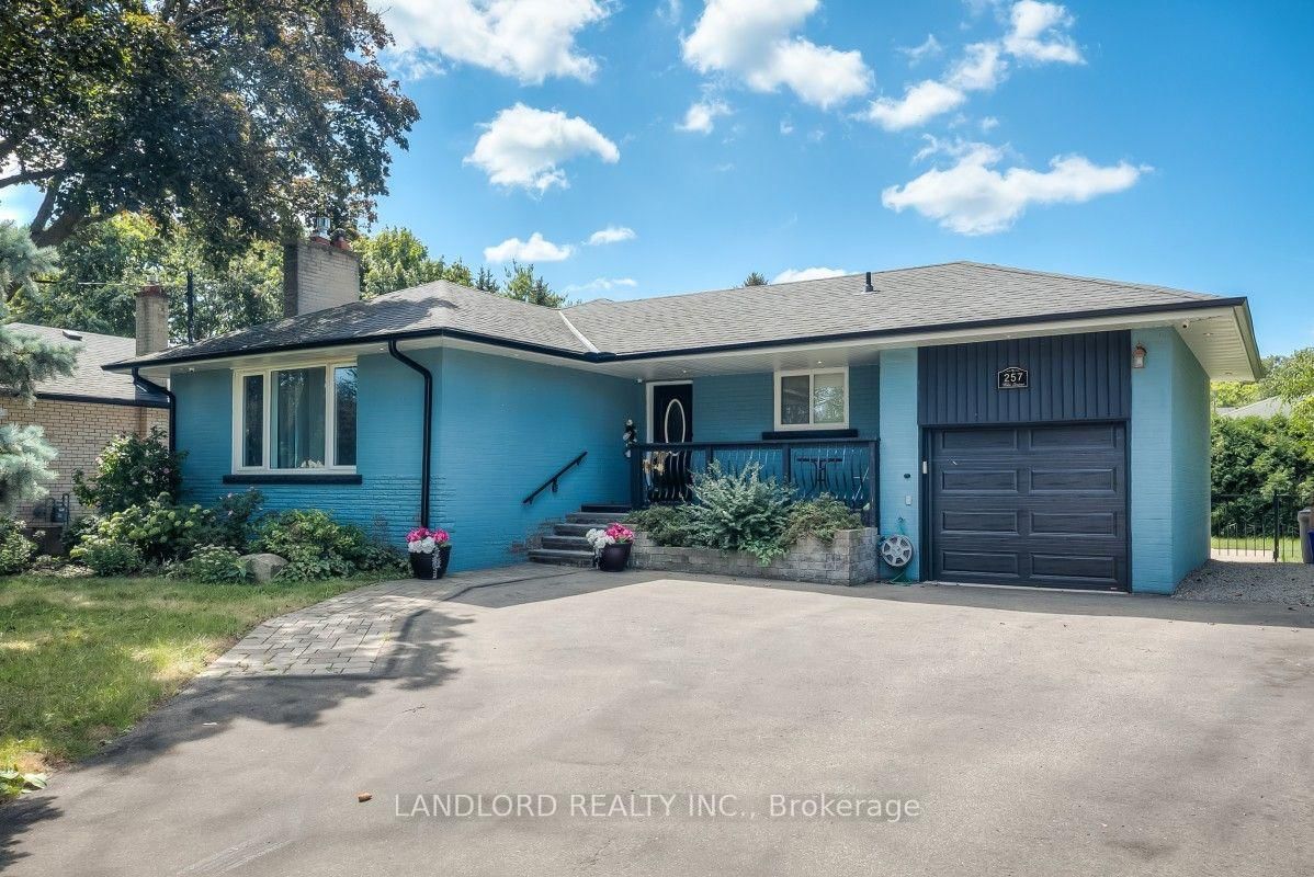 Lower - 257 Wales Crescent, Oakville 2