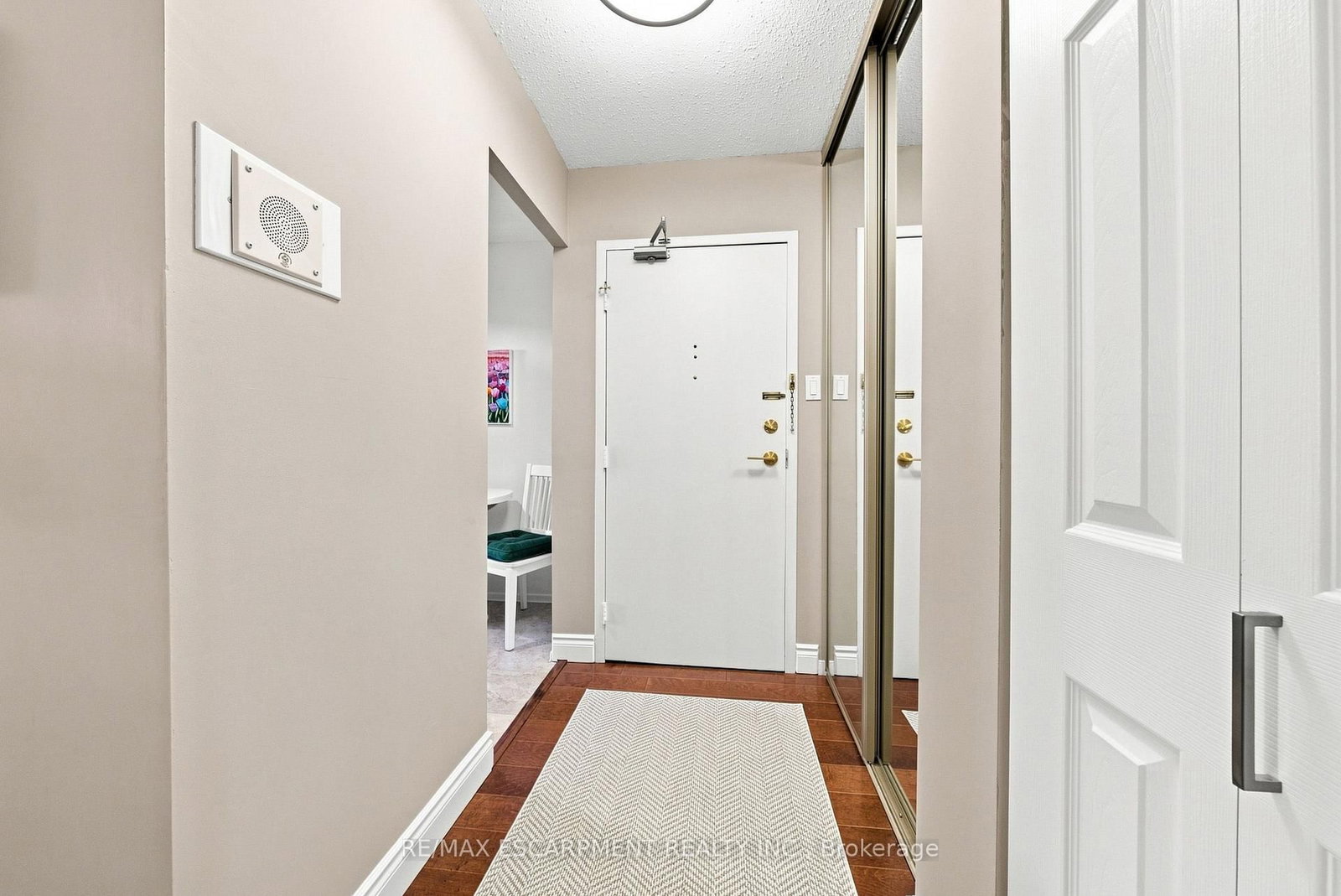 2055 UPPER MIDDLE Road • #1507 • Burlington, ON photo 3
