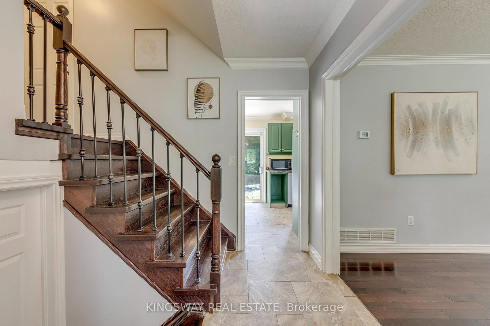 2096 Salvator Boulevard • Oakville, ON photo 5
