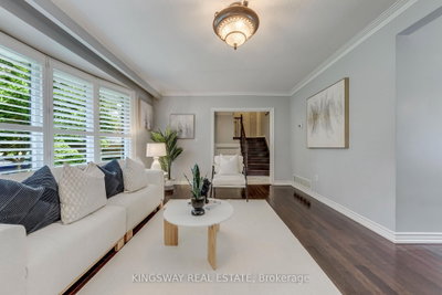 2096 Salvator Boulevard • Oakville, ON photo 9