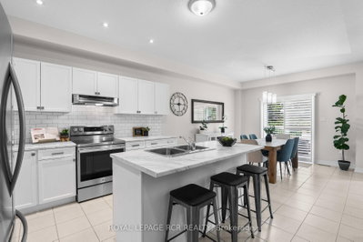 46 Hutchison Court • Orangeville, ON photo 7