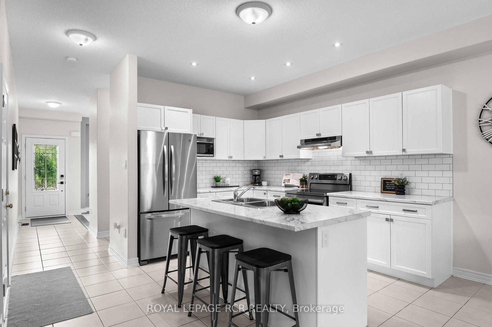 46 Hutchison Court • Orangeville, ON photo 8