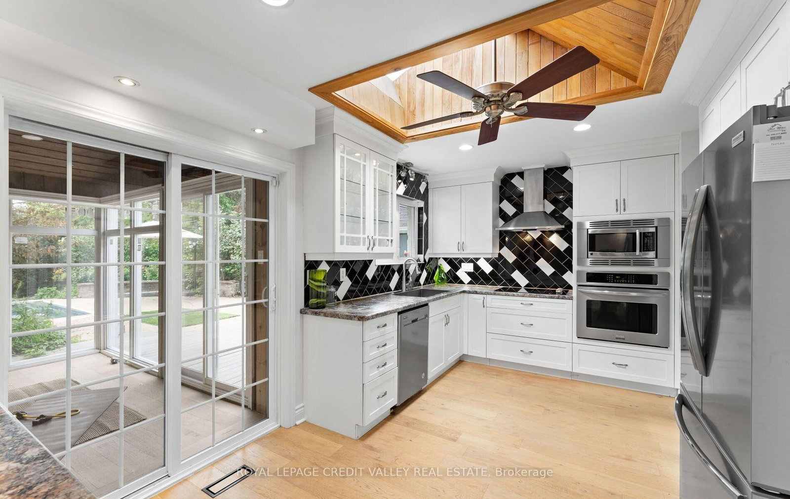 34 Abbey Road W • Brampton, ON photo 13