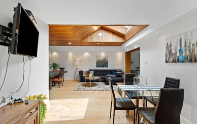 34 Abbey Road W • Brampton, ON photo 9