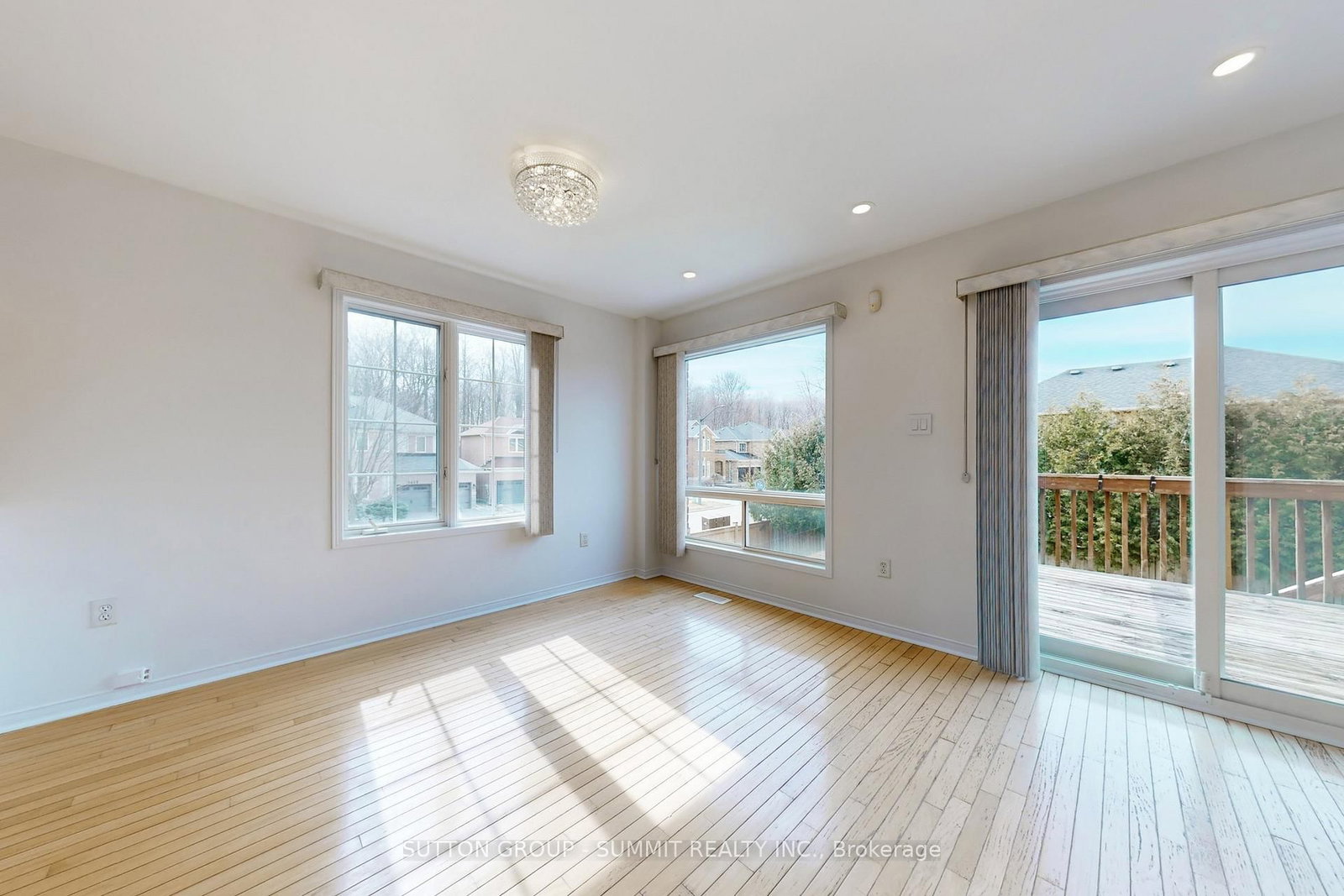 1591 WOODHENGE Way • Mississauga, ON photo 10