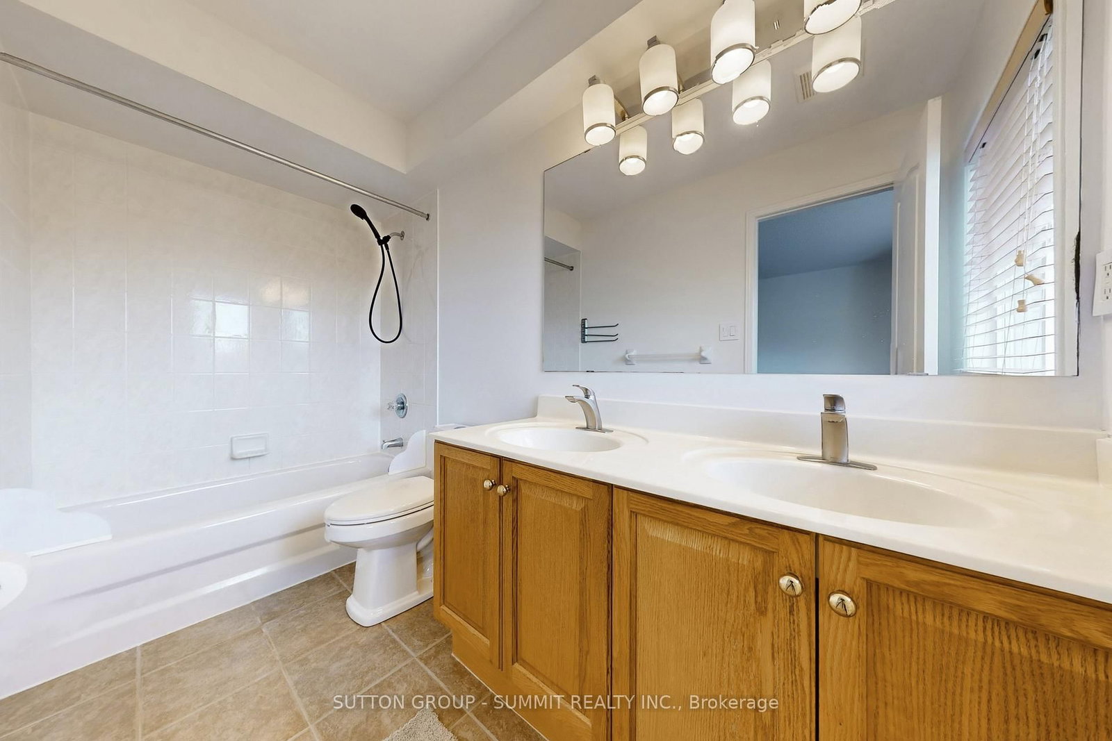 1591 WOODHENGE Way • Mississauga, ON photo 25