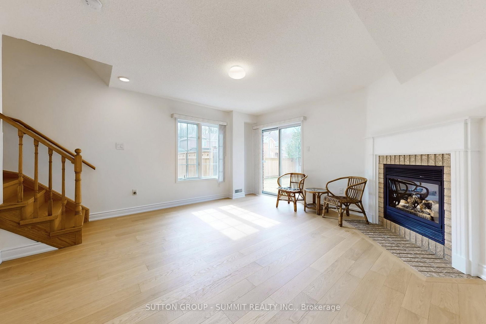 1591 WOODHENGE Way • Mississauga, ON photo 6