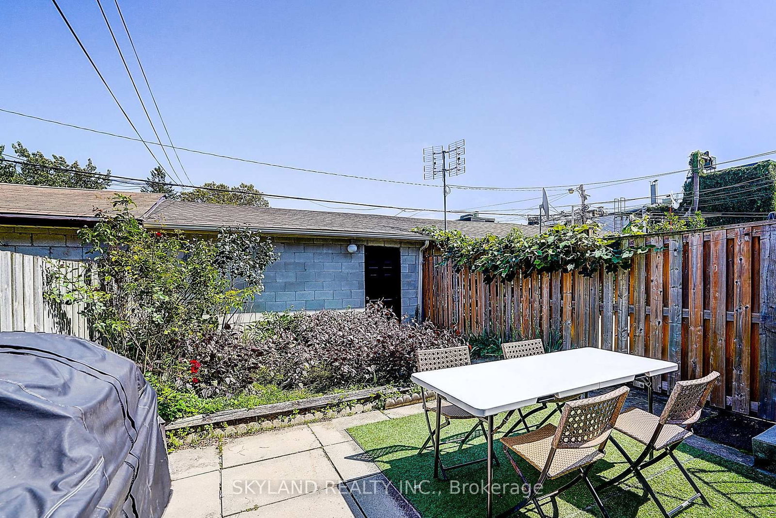 759 Shaw Street • Toronto, ON photo 42
