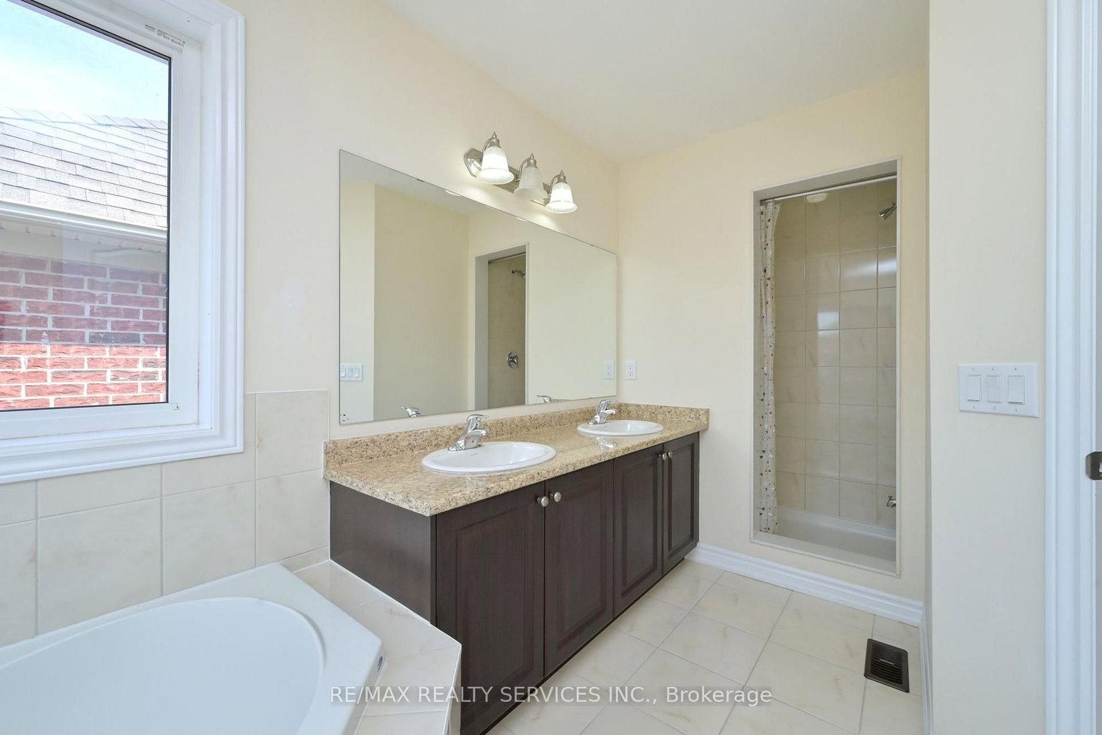 64 Maple Cider Street • Caledon, ON photo 22