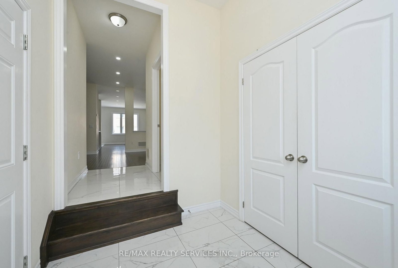 64 Maple Cider Street • Caledon, ON photo 5