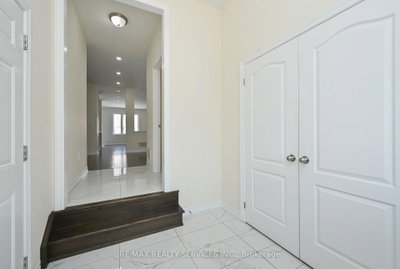 64 Maple Cider Street • Caledon, ON photo 5