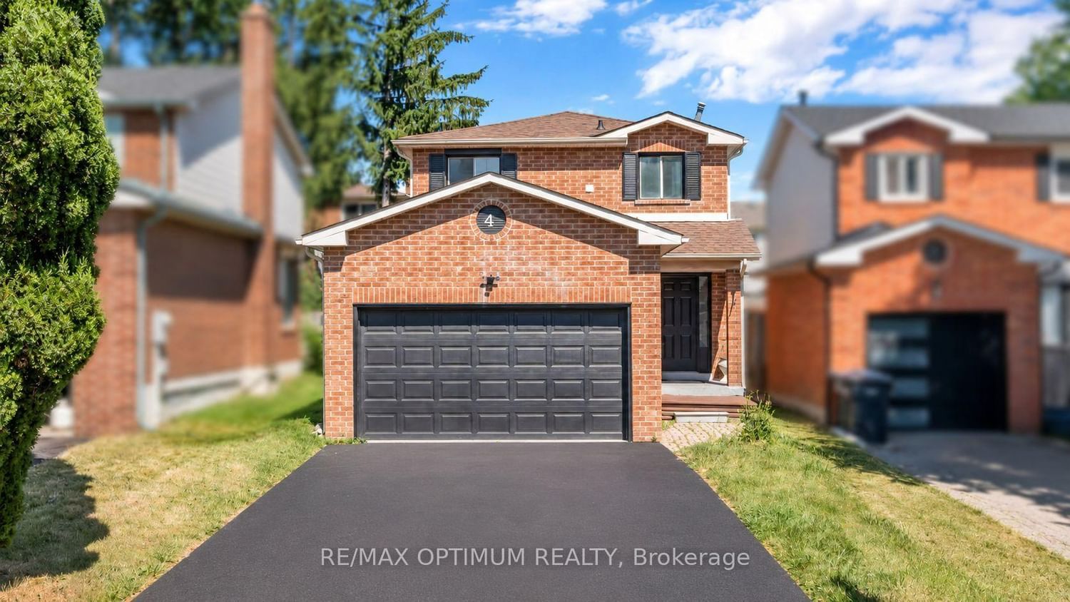 4 Lawnview Court • Brampton, ON photo 1